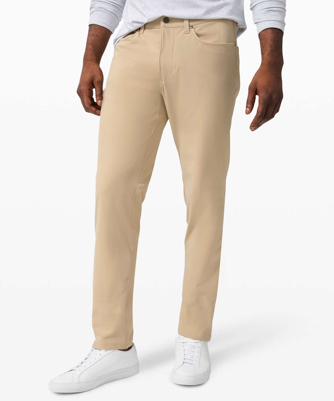 ReStock Alert: Lululemon Classic Fit Commission and ABC pants in 30″ Inseam