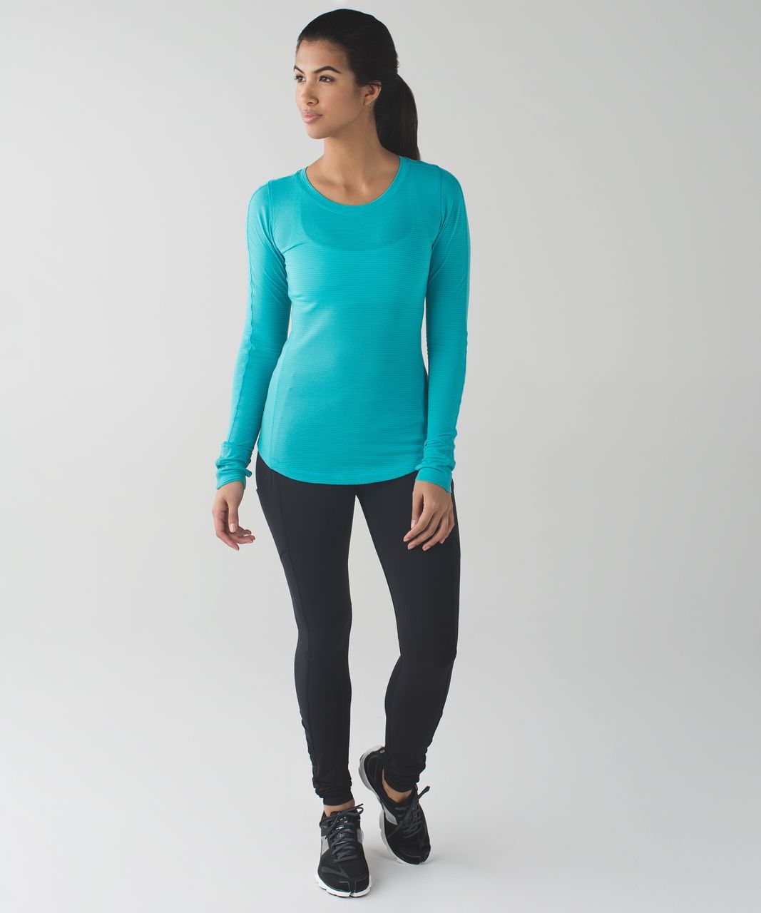 Lululemon 5 Mile Long Sleeve - Peacock Blue