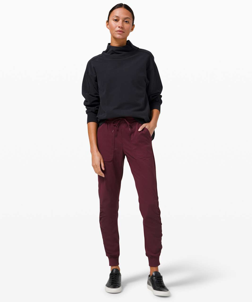 Lululemon Beyond the Studio Jogger - Cassis