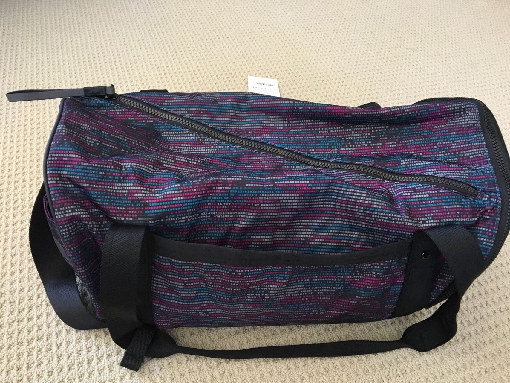 Lululemon Run Ways Duffel - 2016 Seawheeze - ASCII Regal Plum Tofino Teal