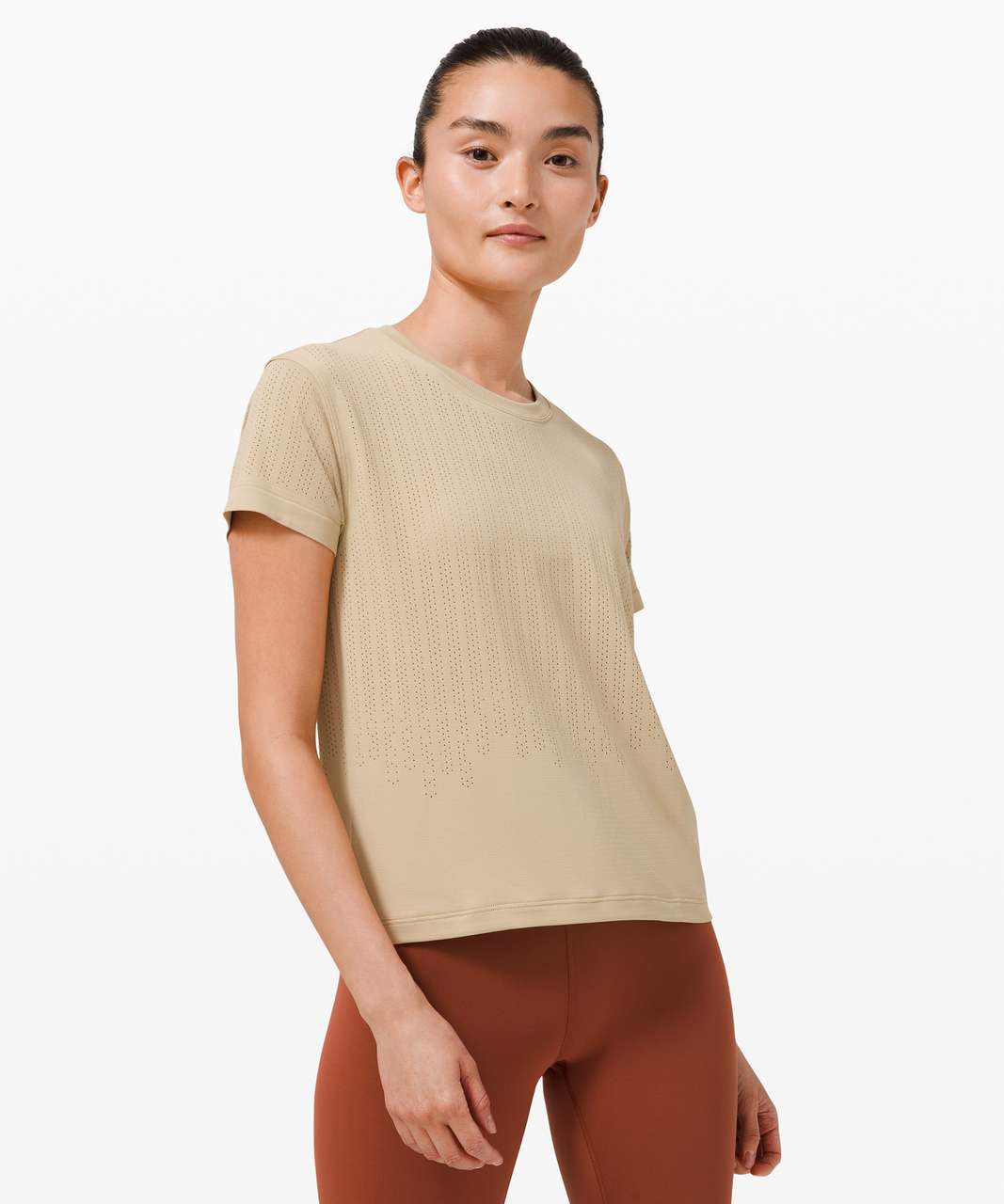 Lululemon Size 4 Train to Be Short Sleeve Shirt Marble Dye, New, $78