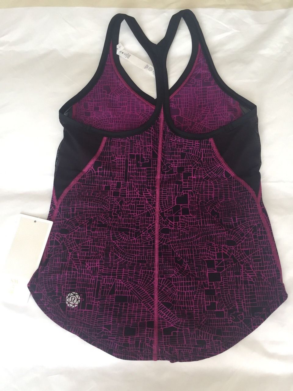 Lululemon Fast Lane Singlet - 2016 Seawheeze - Grid Map Regal Plum Black / Black