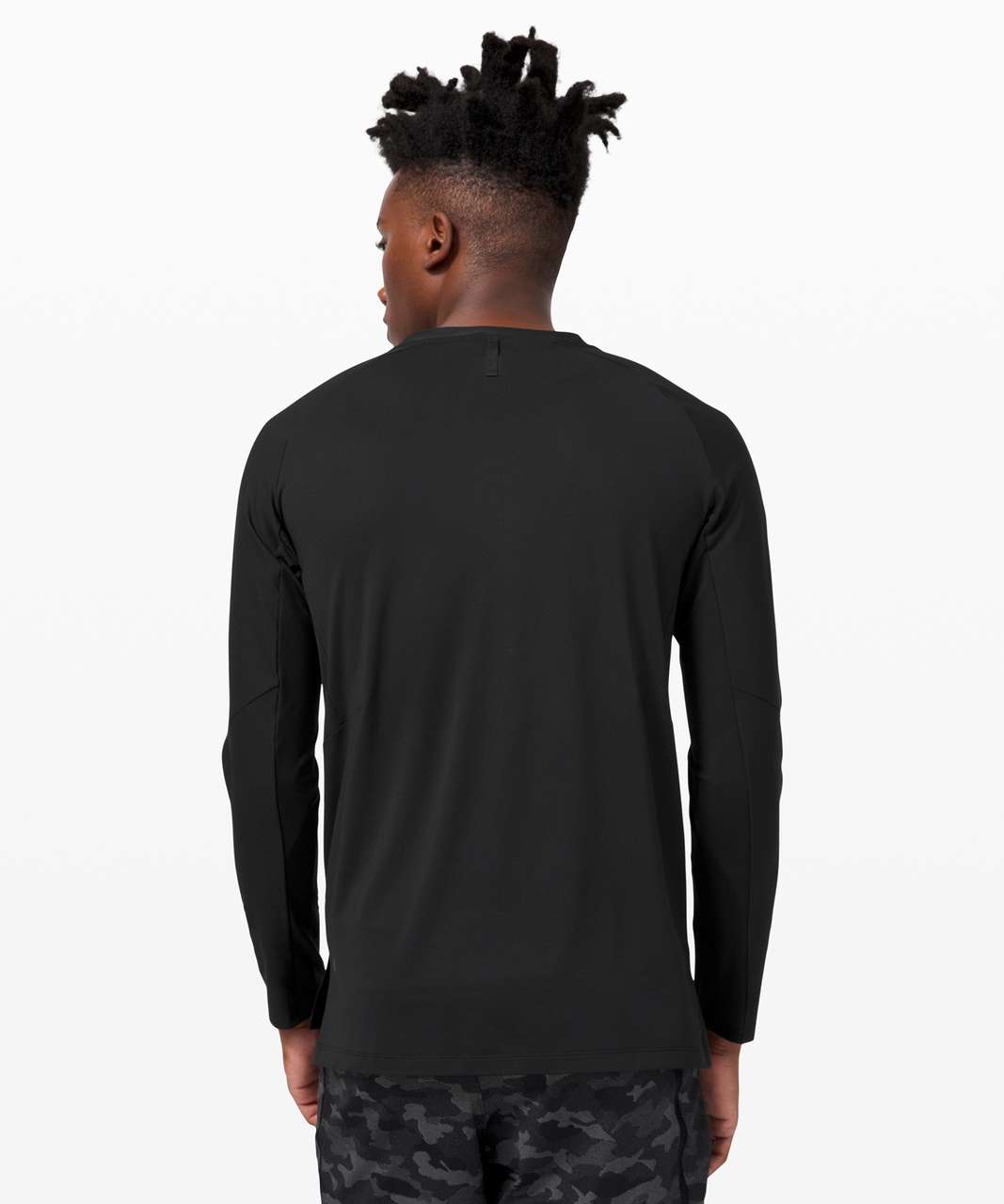 VOGO Athletica Black Long Sleeve T-Shirt Size L - 78% off