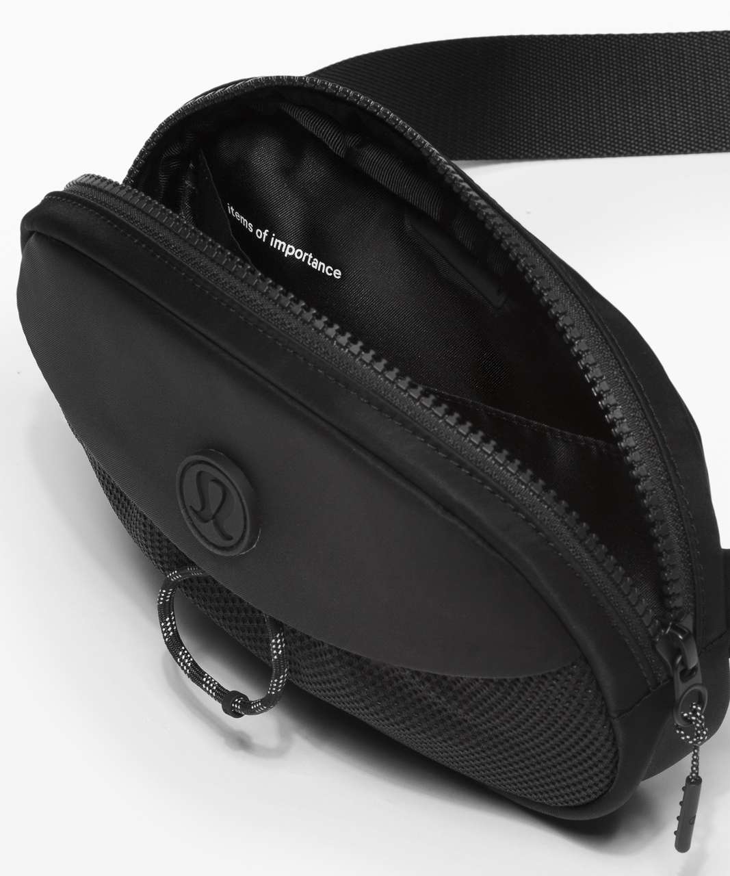 Lululemon Take It On Belt Bag *1L - Black