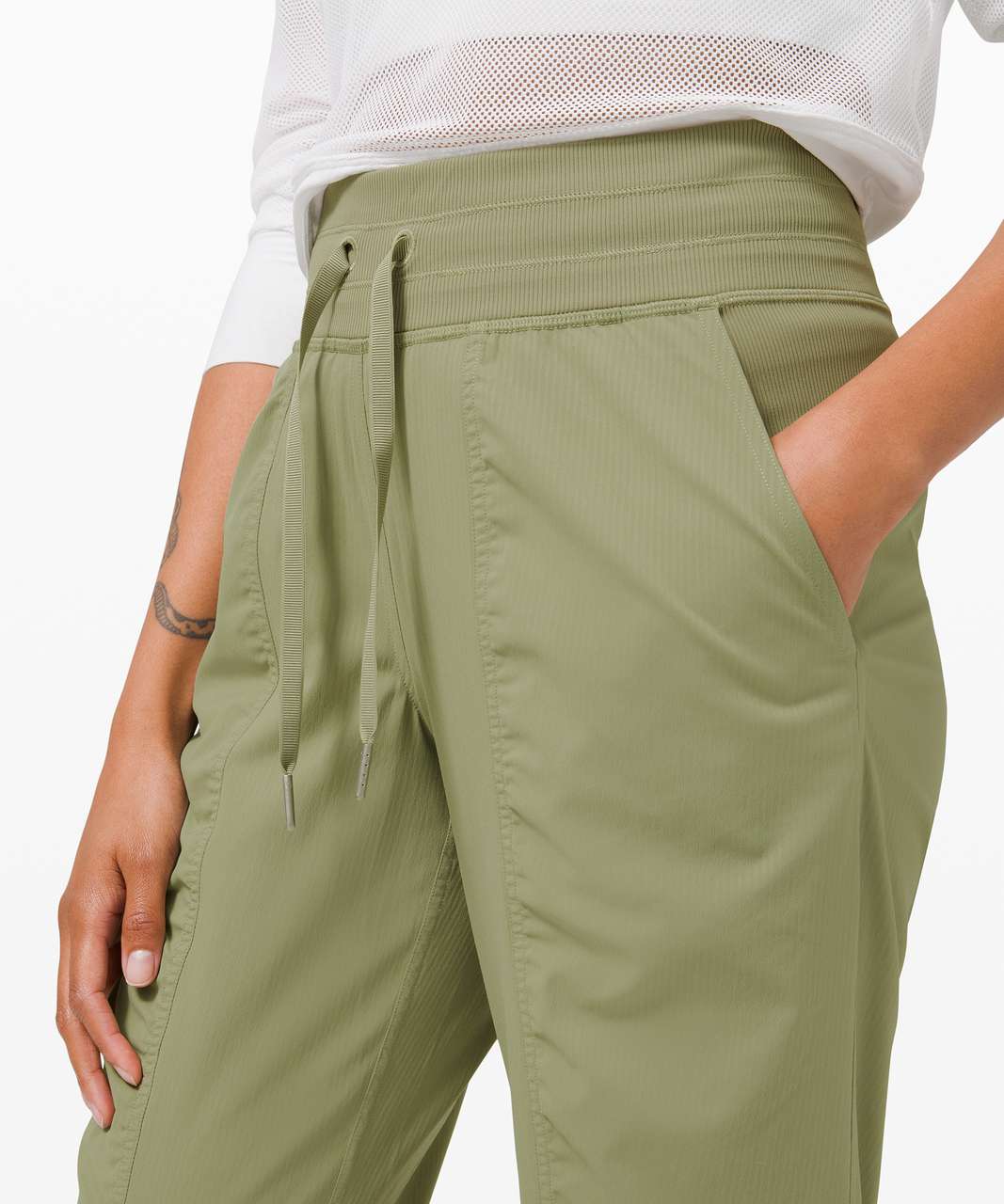 LULULEMON WOMENS PANTS Dance Studio Jogger Green Lightweight Swift 27  Inseam 10 £27.29 - PicClick UK