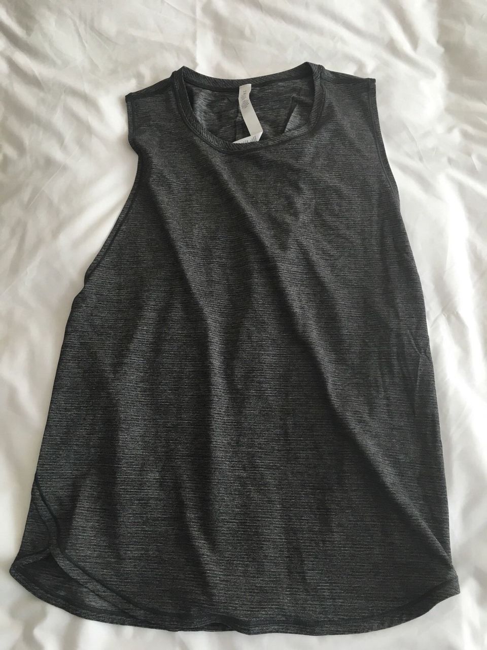 Lululemon In A Cinch Tank - 2016 Seawheeze - Heathered Black