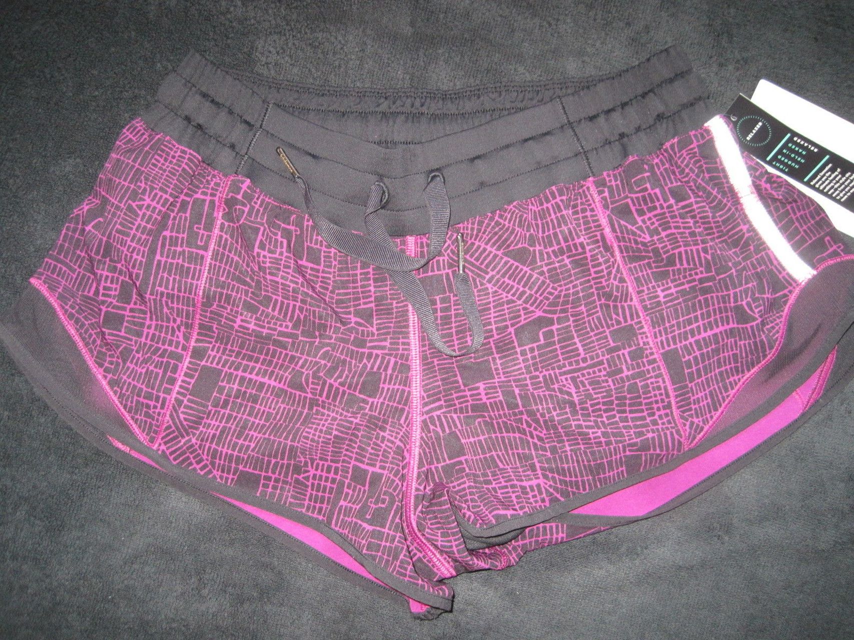 Lululemon Hotty Hot Short - 2016 Seawheeze - Grid Map Regal Plum Black / Black