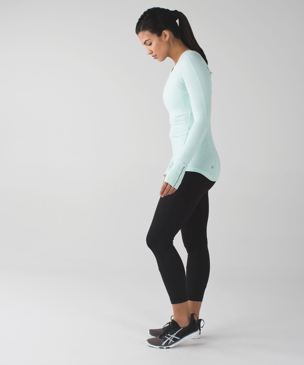 Lululemon 5 Mile Long Sleeve - Heathered Sea Mist