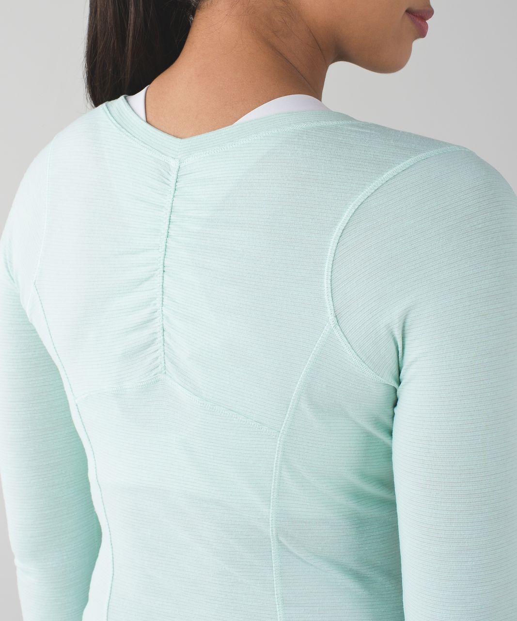 Lululemon 5 Mile Long Sleeve - Heathered Sea Mist