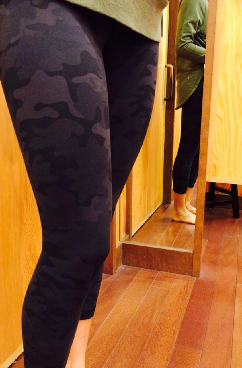 Lululemon Wunder Under Crop (Roll Down) - Savasana Camo Black / Soot