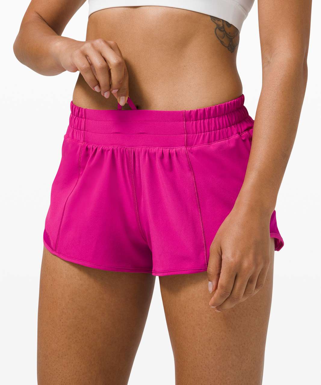  Lululemon Hotty Hot Shorts II 2.5 (Ripened Raspberry