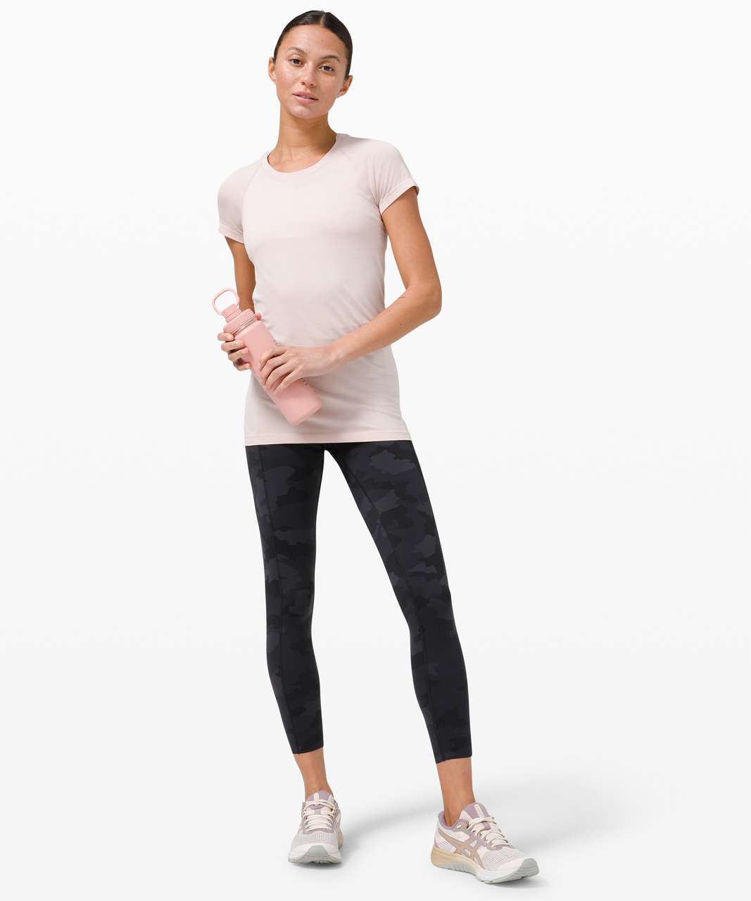 Lululemon Swiftly Tech Short Sleeve 2.0 - Feather Pink / Feather Pink
