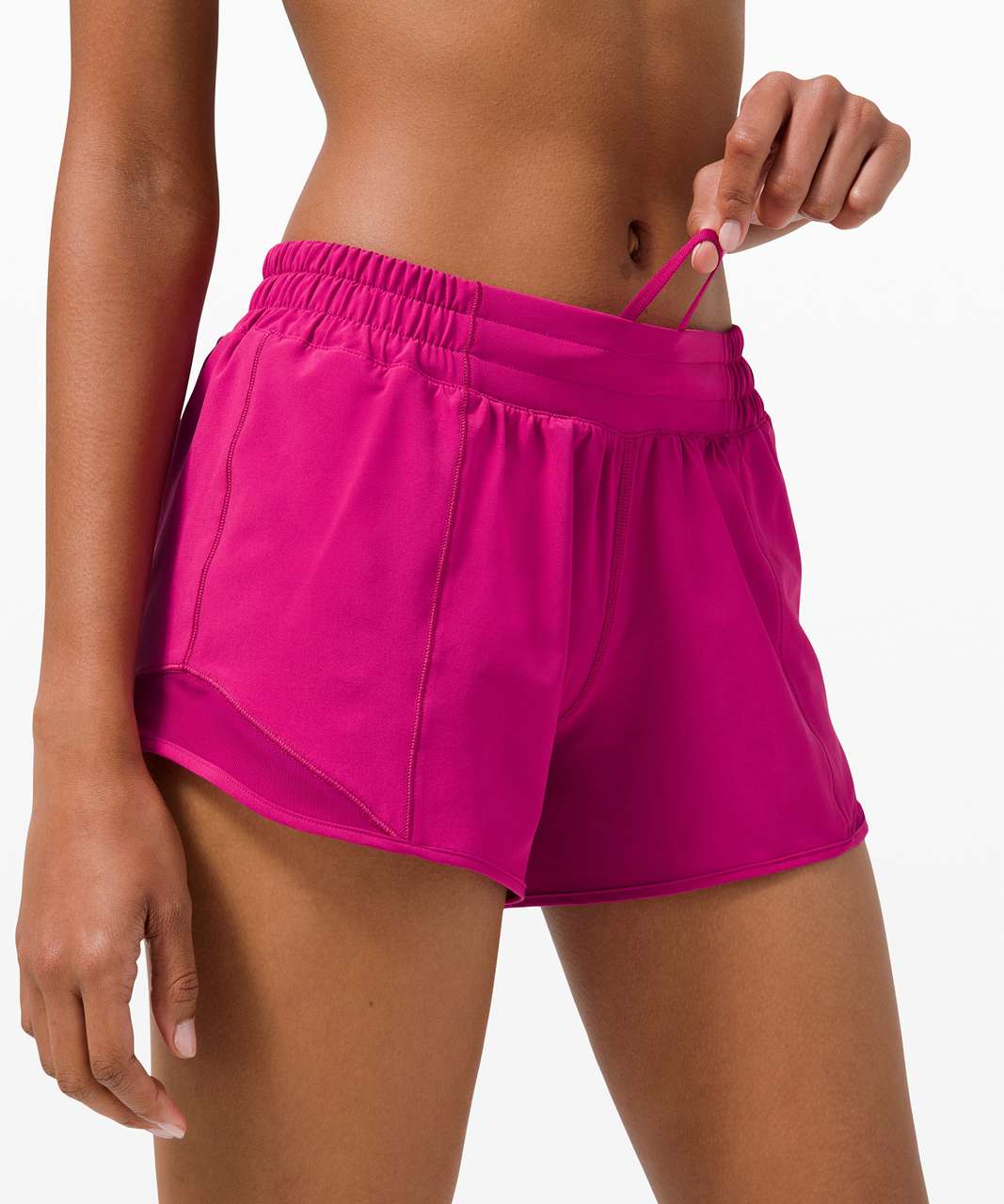 NEW LULULEMON Hotty Hot 2.5 LR Short 0 2 4 6 8 Raspberry Cream