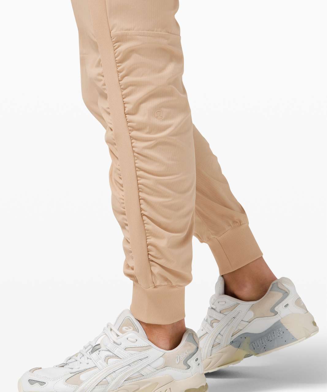 Lululemon Beyond the Studio 7/8 Jogger W5DD6S Trench Beige Lined