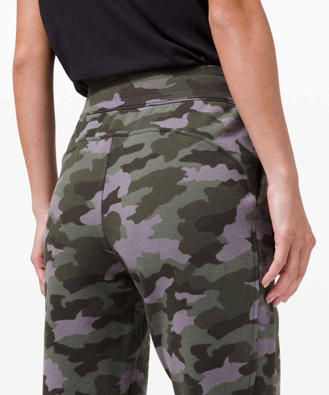 Lululemon Camo Joggers Size 2 Bought for $118 Worn - Depop