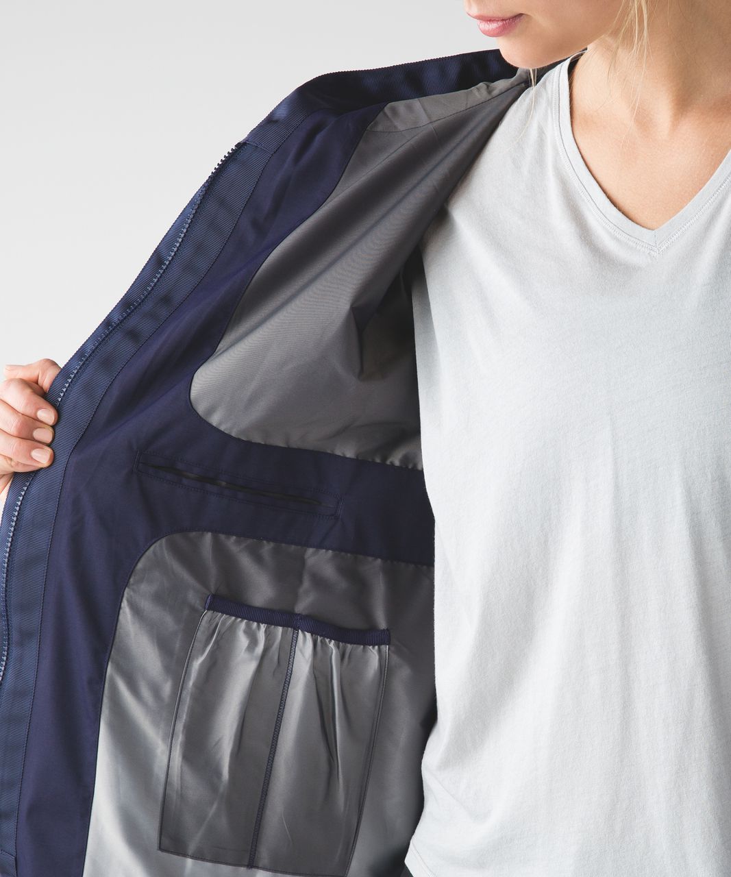 Lululemon Savasana Waterproof Jacket II - Deep Indigo