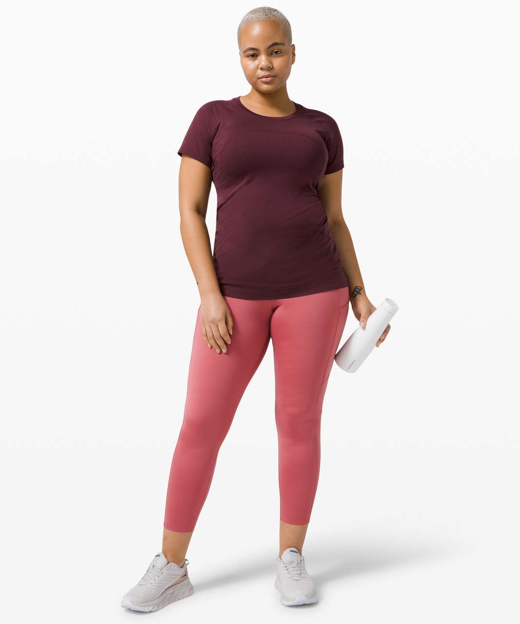 Lululemon Swiftly Tech Short Sleeve 2.0 - Cassis / Cassis