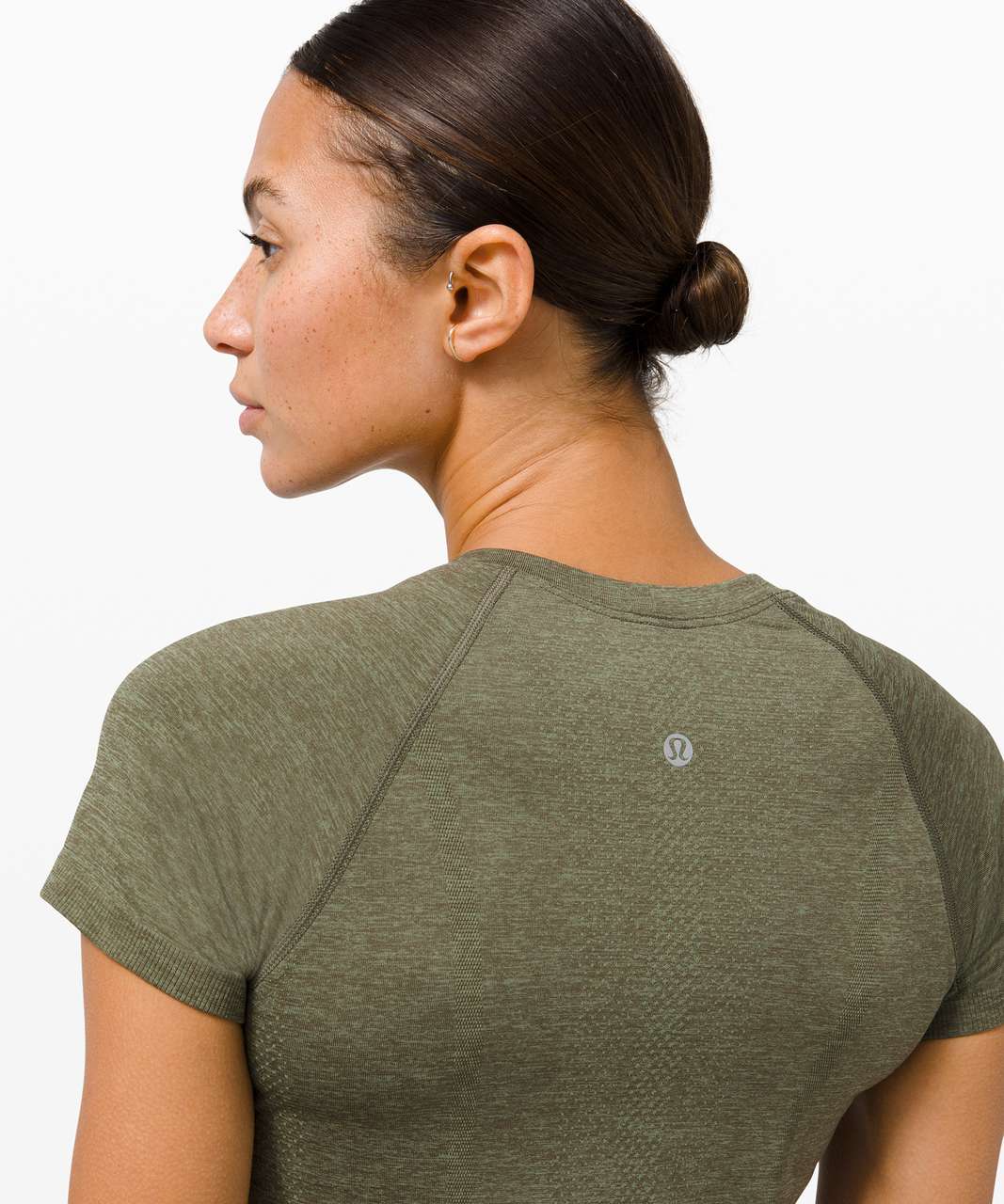 Lululemon Swiftly Tech Short Sleeve 2.0 - Willow Green / Army Green - lulu  fanatics