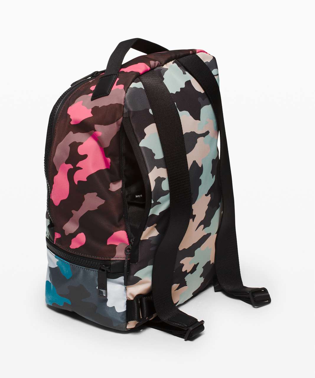 Mini camo backpack sales from pink