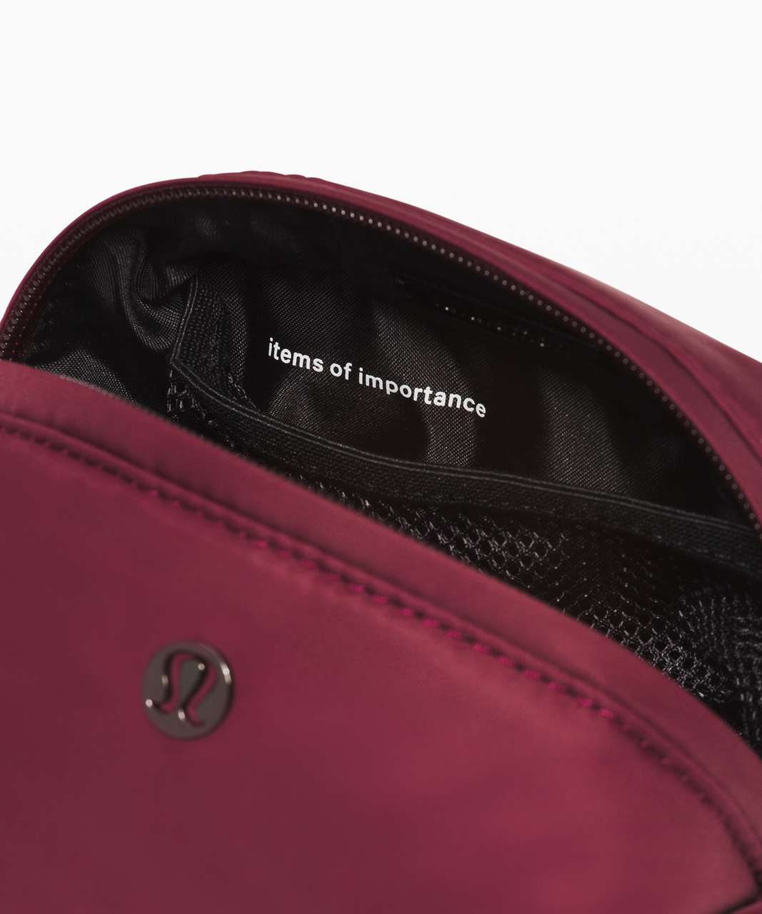 Lululemon Feeling Ready Pouch *Mini - Red Merlot / Black