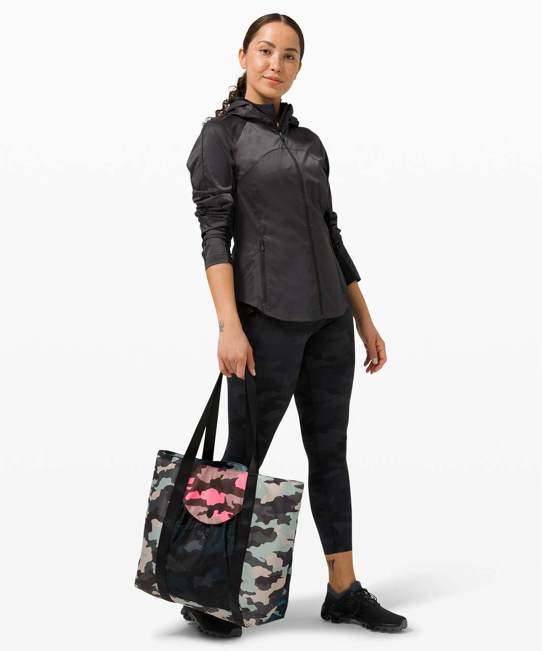 Lululemon Take It On Tote *24L - Heritage 365 Camo Guava Pink Multi / Heritage 365 Camo Cafe Au Lait Multi / Heritage 365 Camo Hawaiian Blue Multi