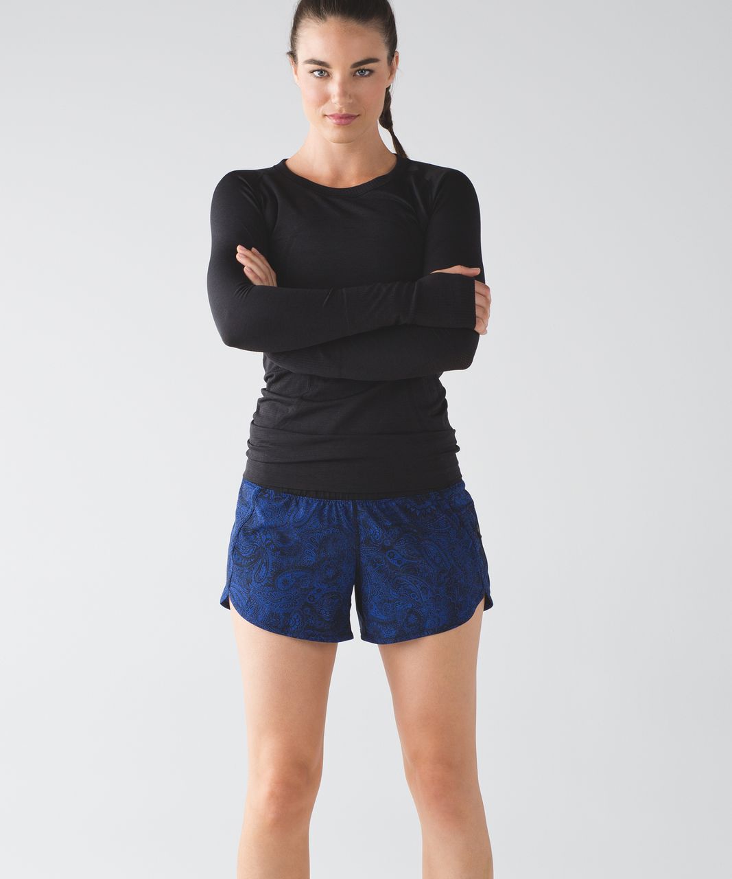 Lululemon Tracker Short IV - Mini Antique Paisley Sapphire Blue Black / Black