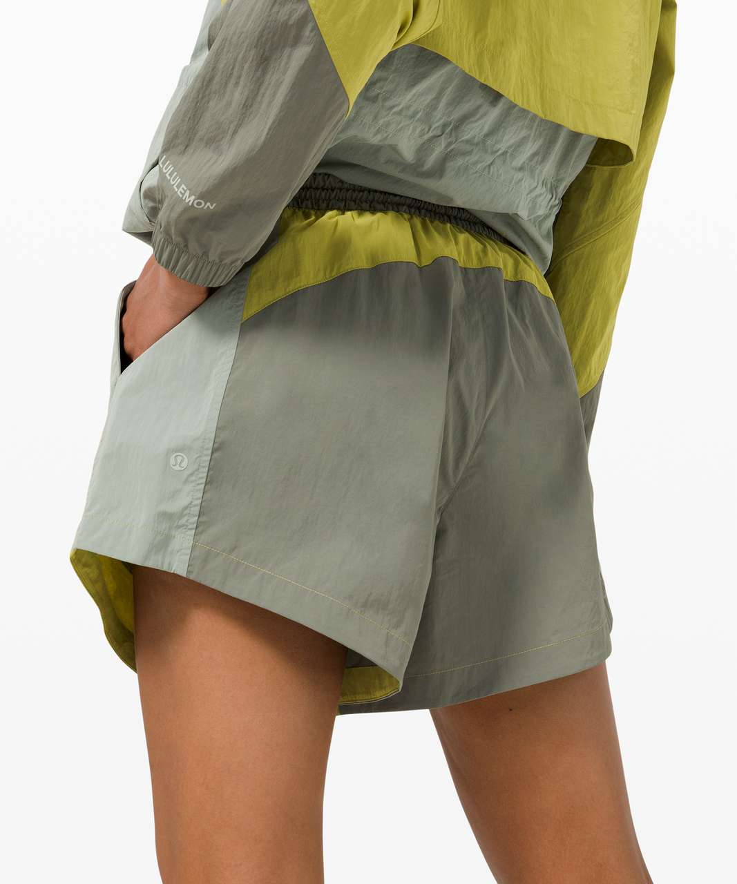 Lululemon Evergreen Short - Grey Sage / Yellow Pear / Green Fern