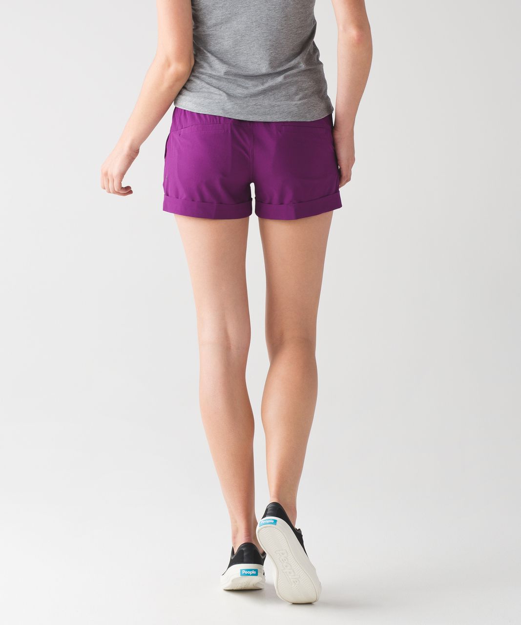 Lululemon Spring Break Away Short II - Chilled Grape