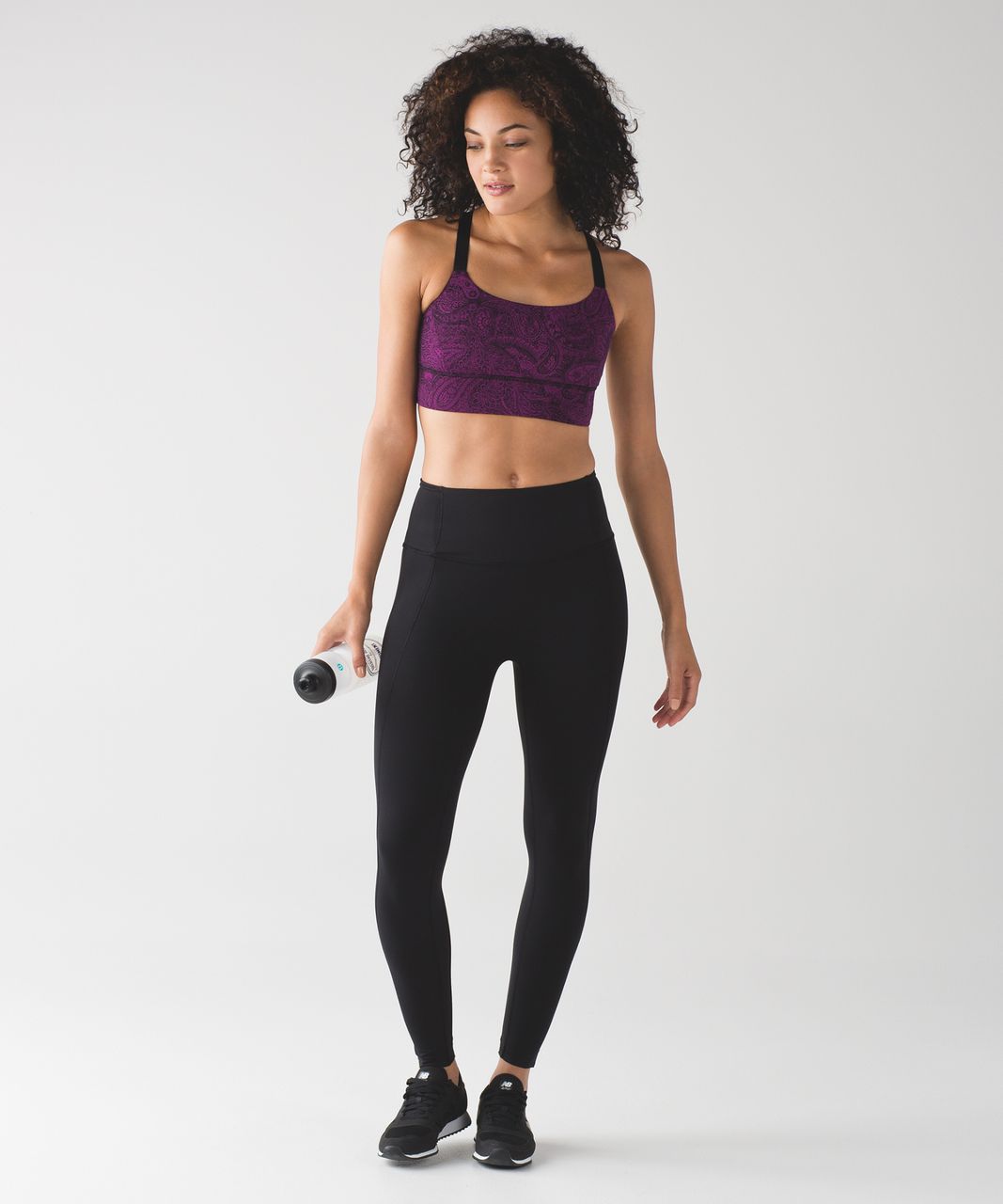 Chianti is GORGEOUS!😍Aligns (4) with Black Y Flow Bra (6) - ft TIL I'm a  size 4 not a 2 : r/lululemon