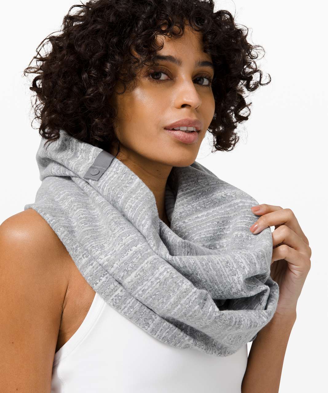 Lululemon Vinyasa Scarf *Rulu - Vivid Stripe Jacquard Asphalt White