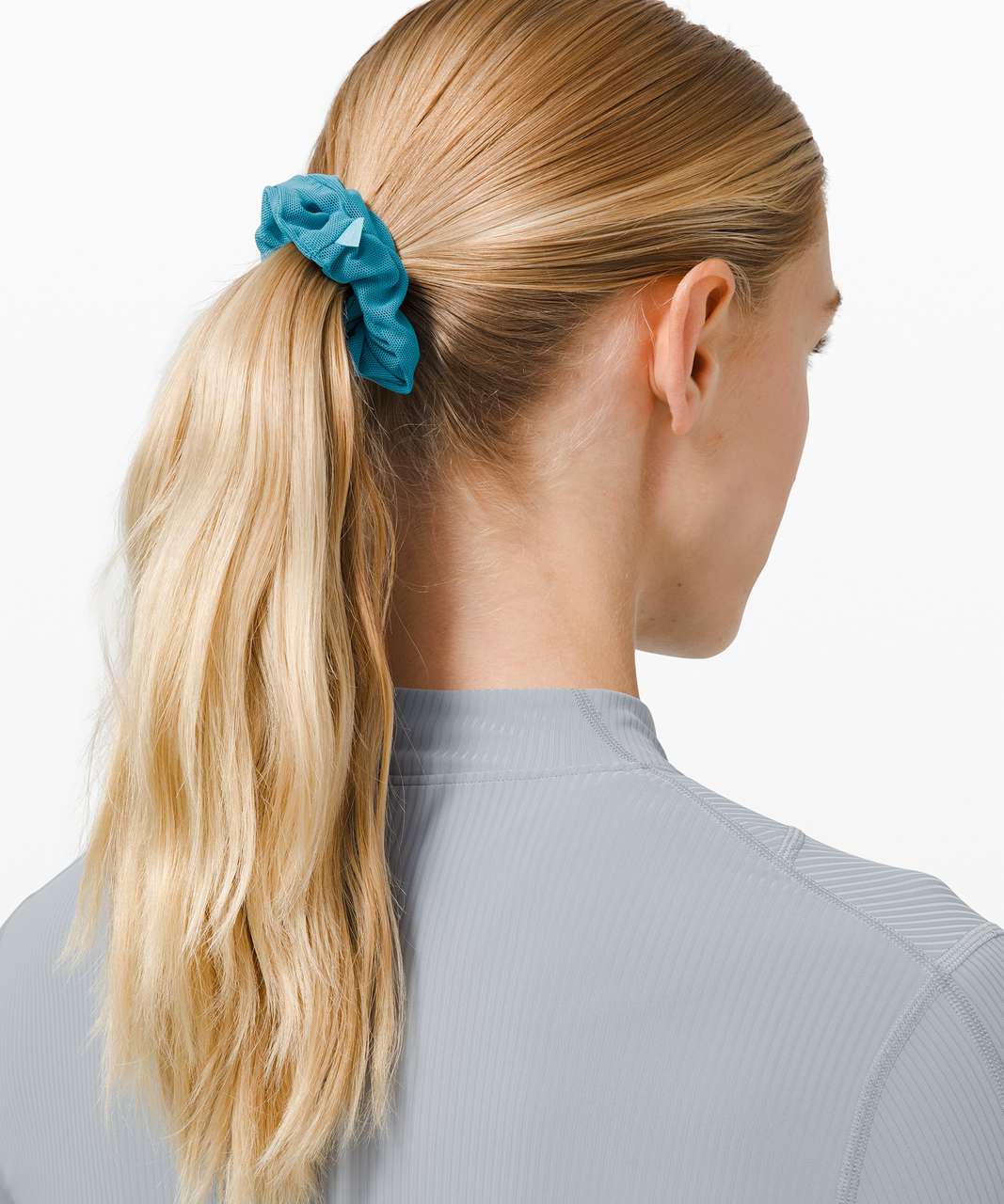 Lululemon Uplifting Scrunchie *Power Mesh - Hawaiian Blue