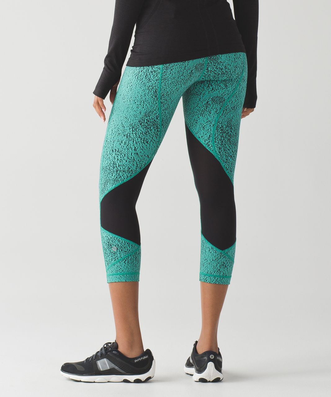 Lululemon Pace Rival Crop - Power Luxtreme Spray Jacquard Bali Breeze Black / Black