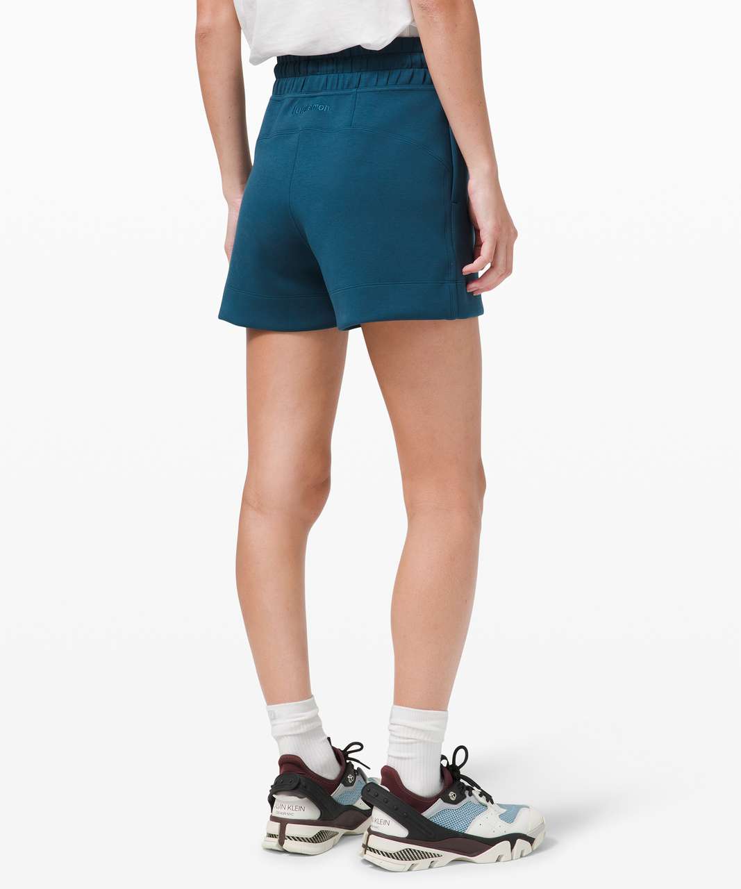 Lululemon + Softstreme High-Rise Short 4″