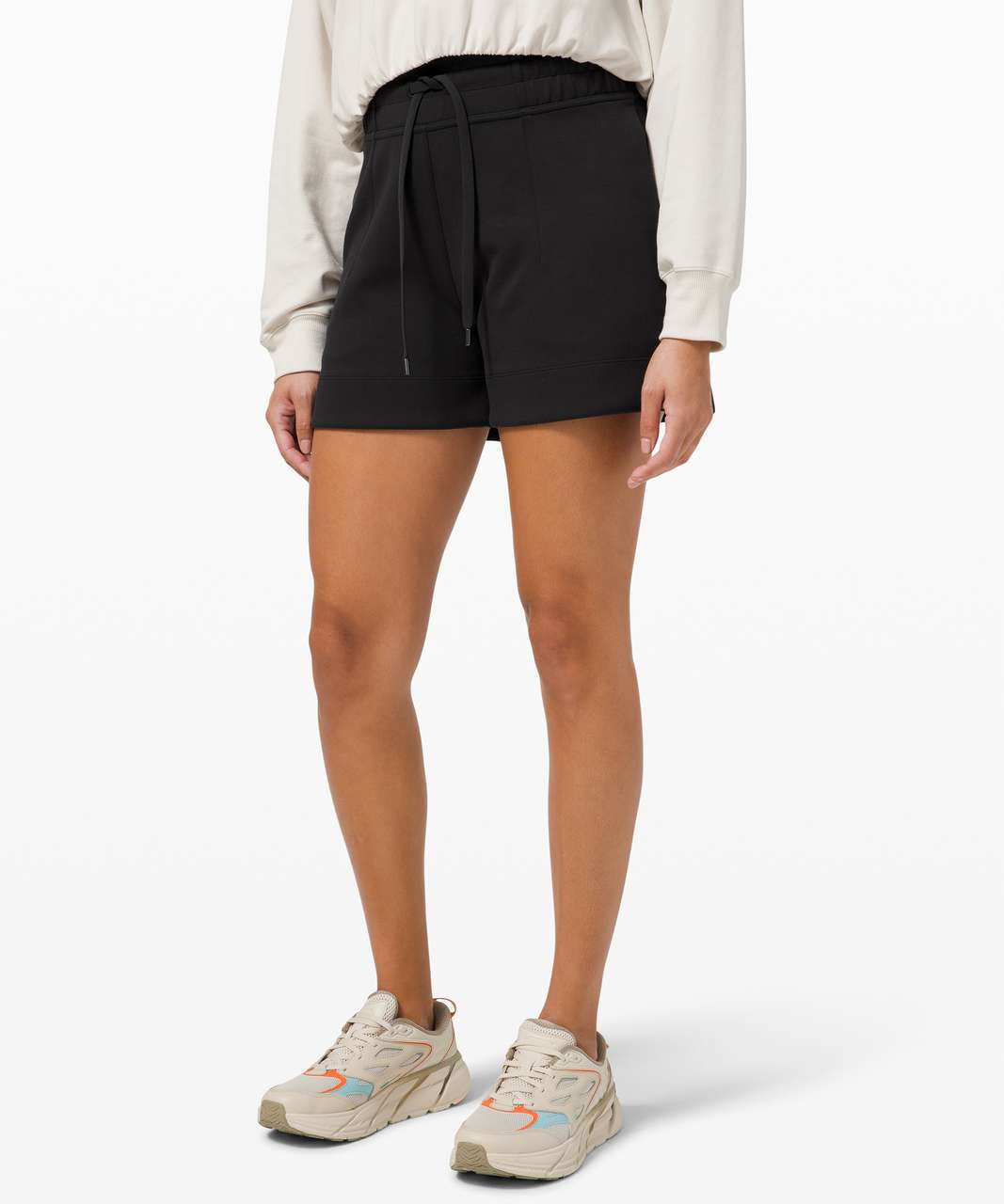 Lululemon Soft Ambitions High Rise Short 4" - Black (First Release)