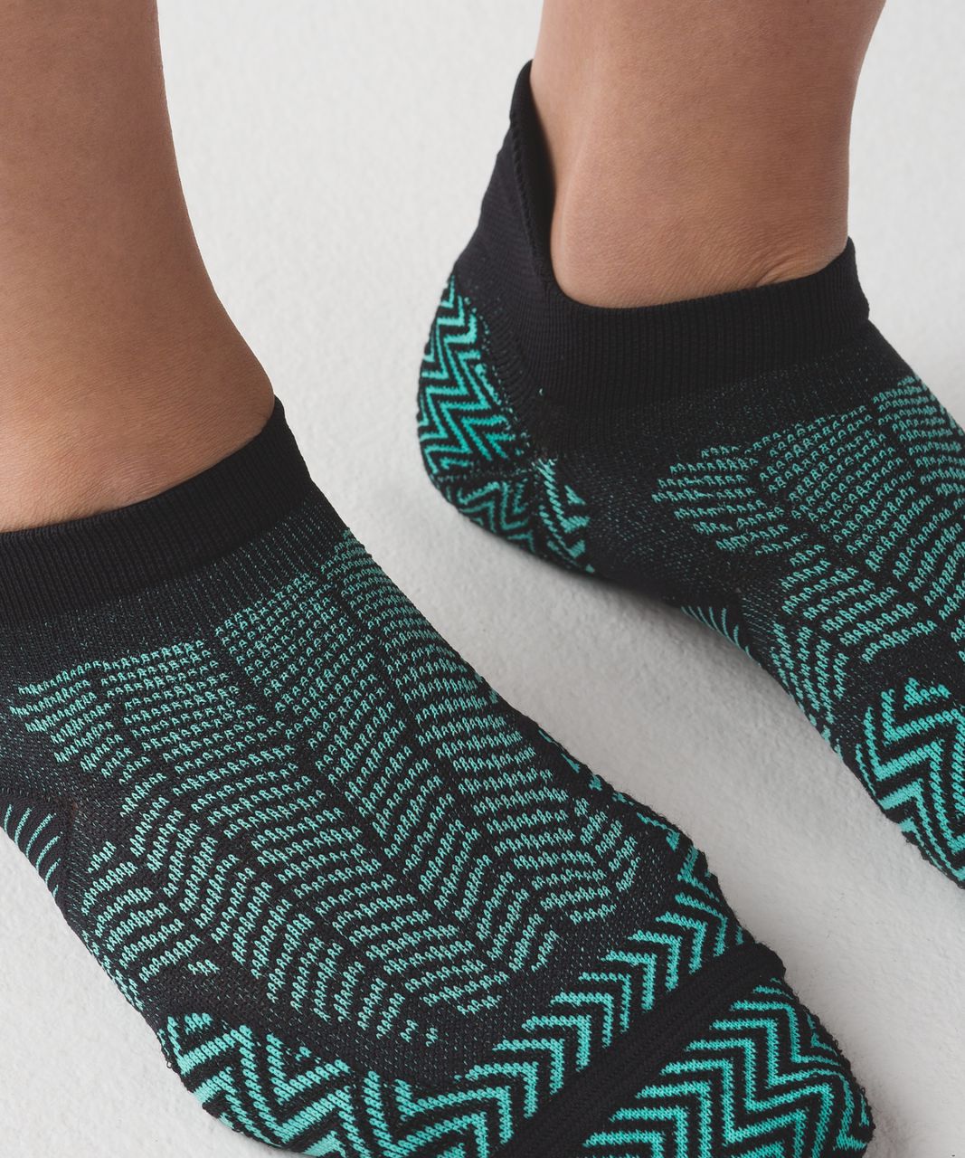 Lululemon Speed Sock - Black / Bali Breeze / Hunter Green