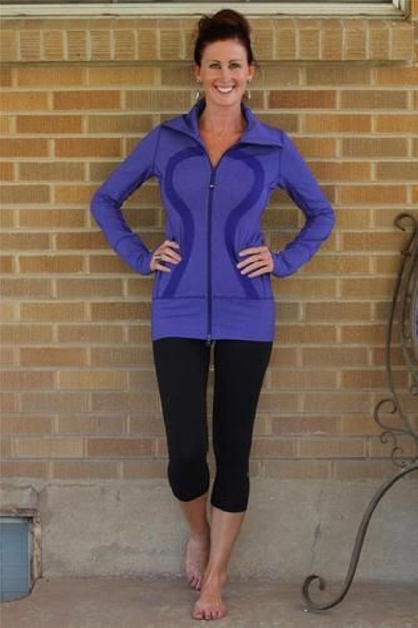 lululemon athletica, Jackets & Coats, Lululemon In Stride Jacket Full Zip  Dewberry Microstripe Womens Size 8 Purple