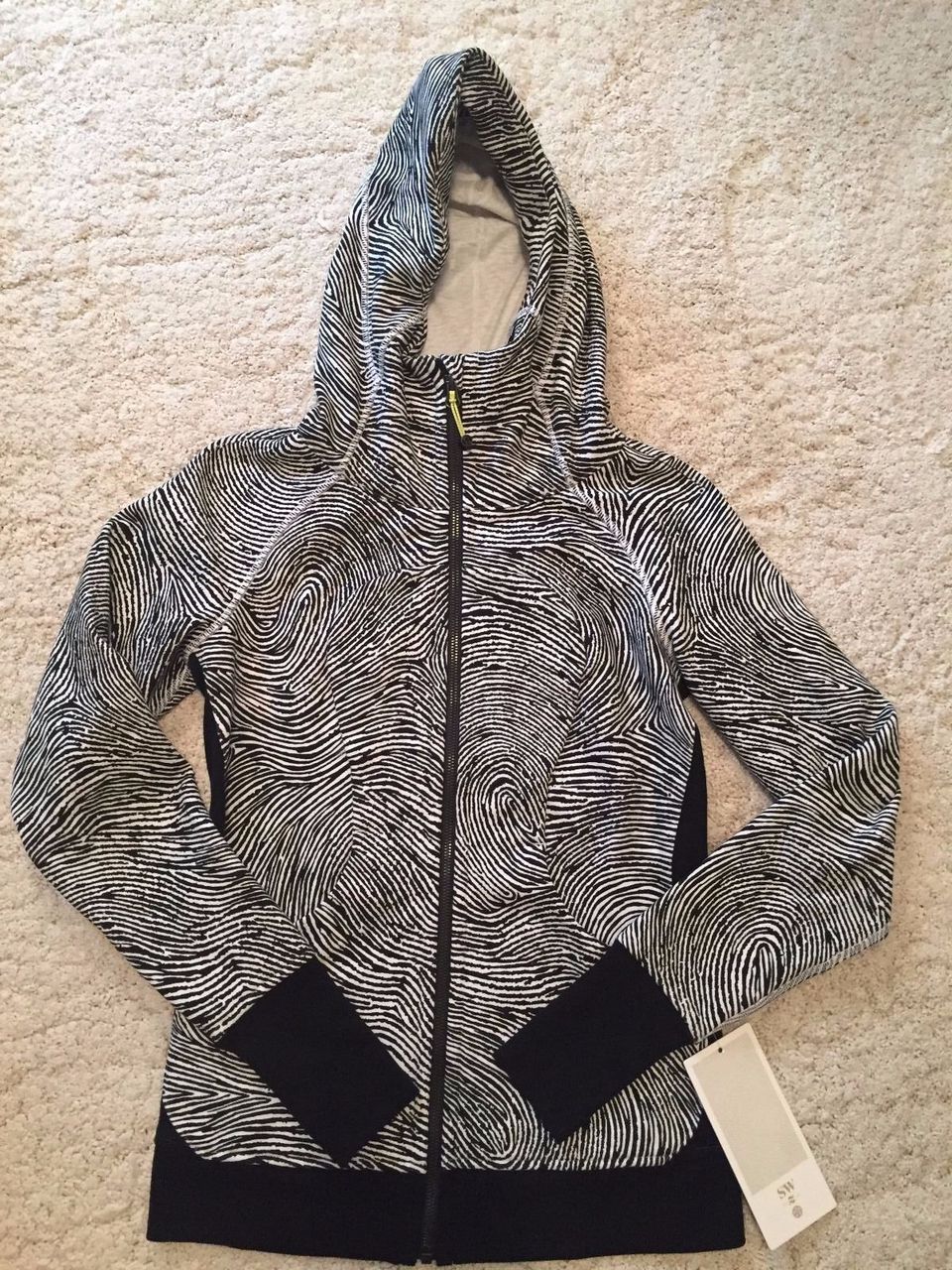 NWT Original Lululemon Scuba Hoodie 2013 seawheeze Multi Color Bold Stripe  -sz6