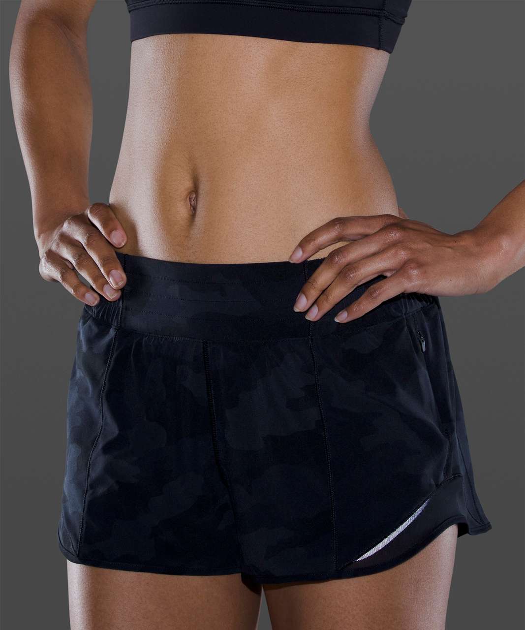 Lululemon Hotty Hot Short II *2.5 - Heritage 365 Camo Deep Coal