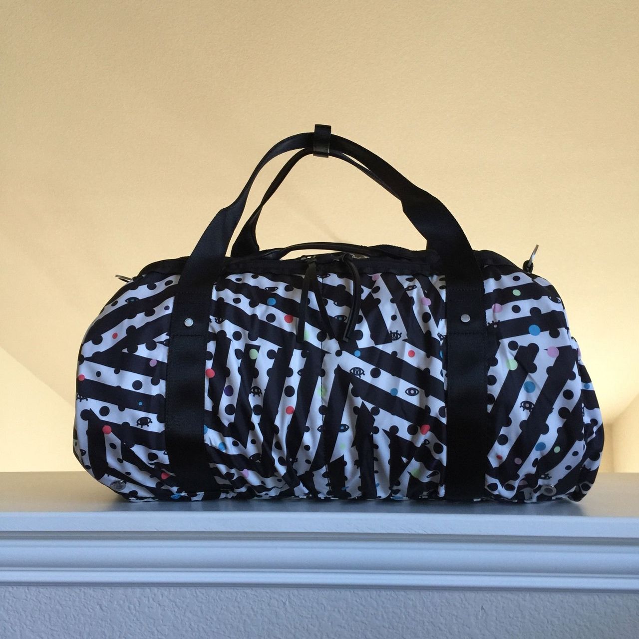 Lululemon Keep On Running Duffel - 2014 Seawheeze - Which Way Sway / Black