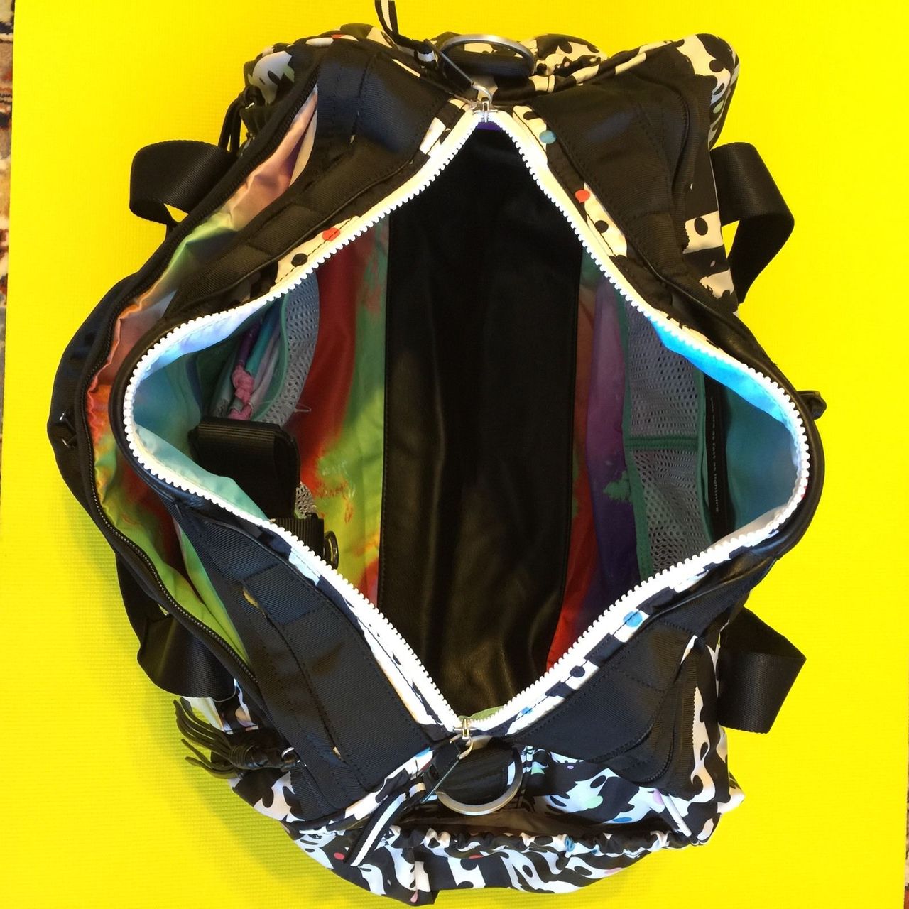 Lululemon Keep On Running Duffel - 2014 Seawheeze - Which Way Sway / Black  - lulu fanatics