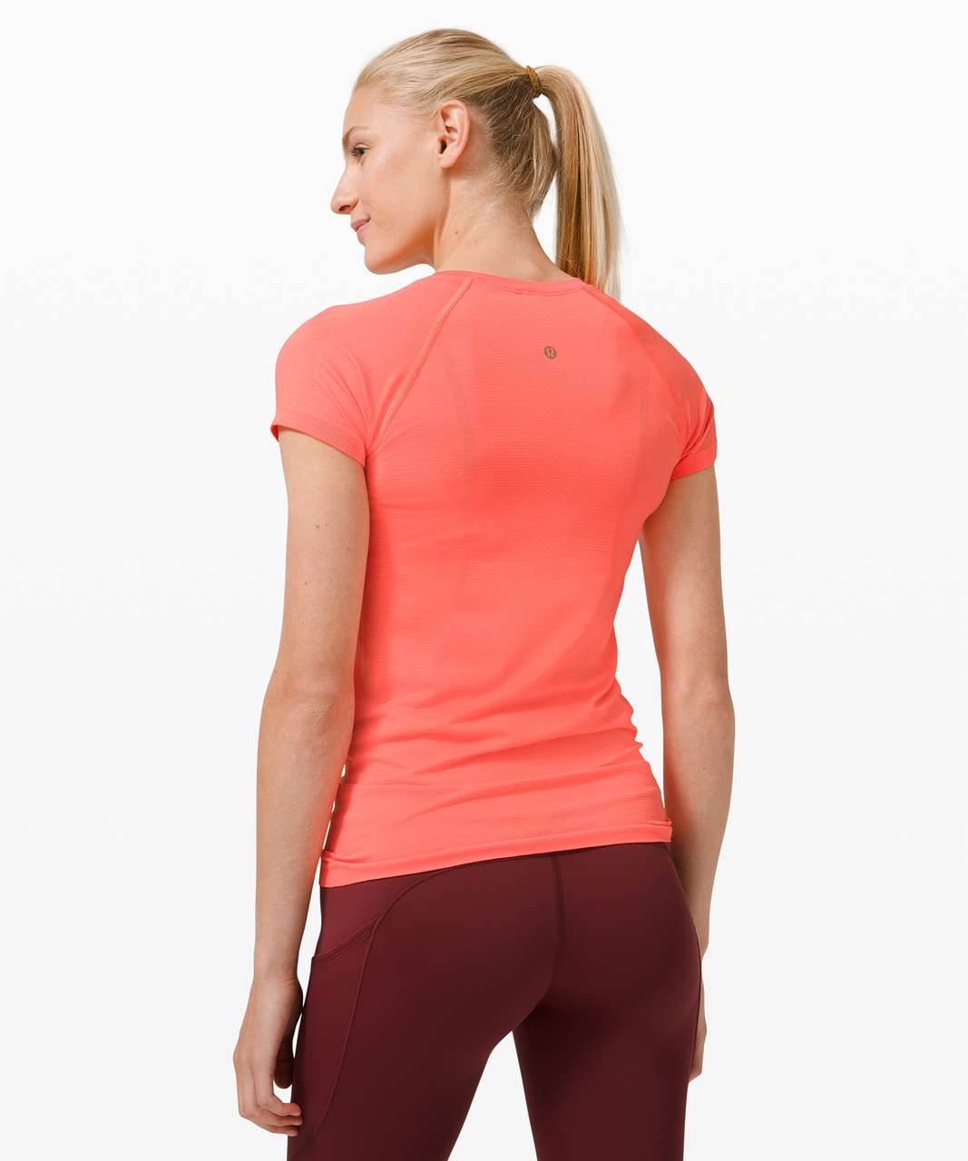 Lululemon Swiftly Tech Short Sleeve 2.0 - Sunset / Sunset