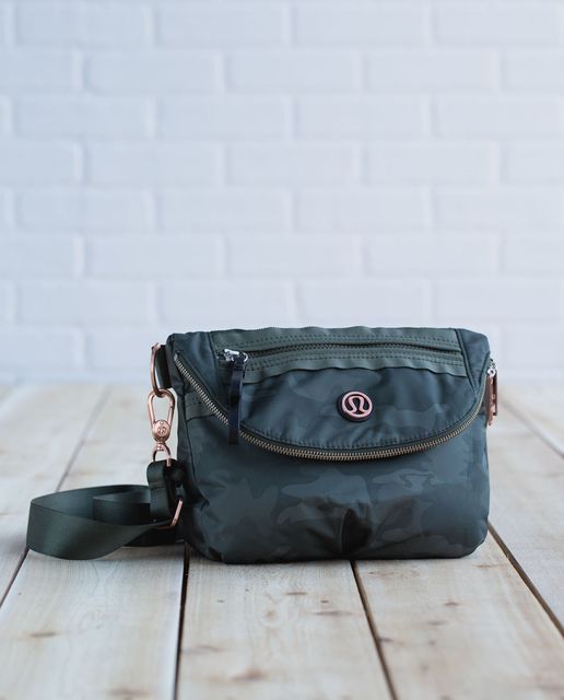 Lululemon Festival Bag II *5L - Woodland Camo Gator Green Dark Olive ...