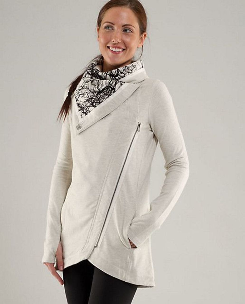 Lululemon Method Wrap - Heathered Ghost Nesting Bird