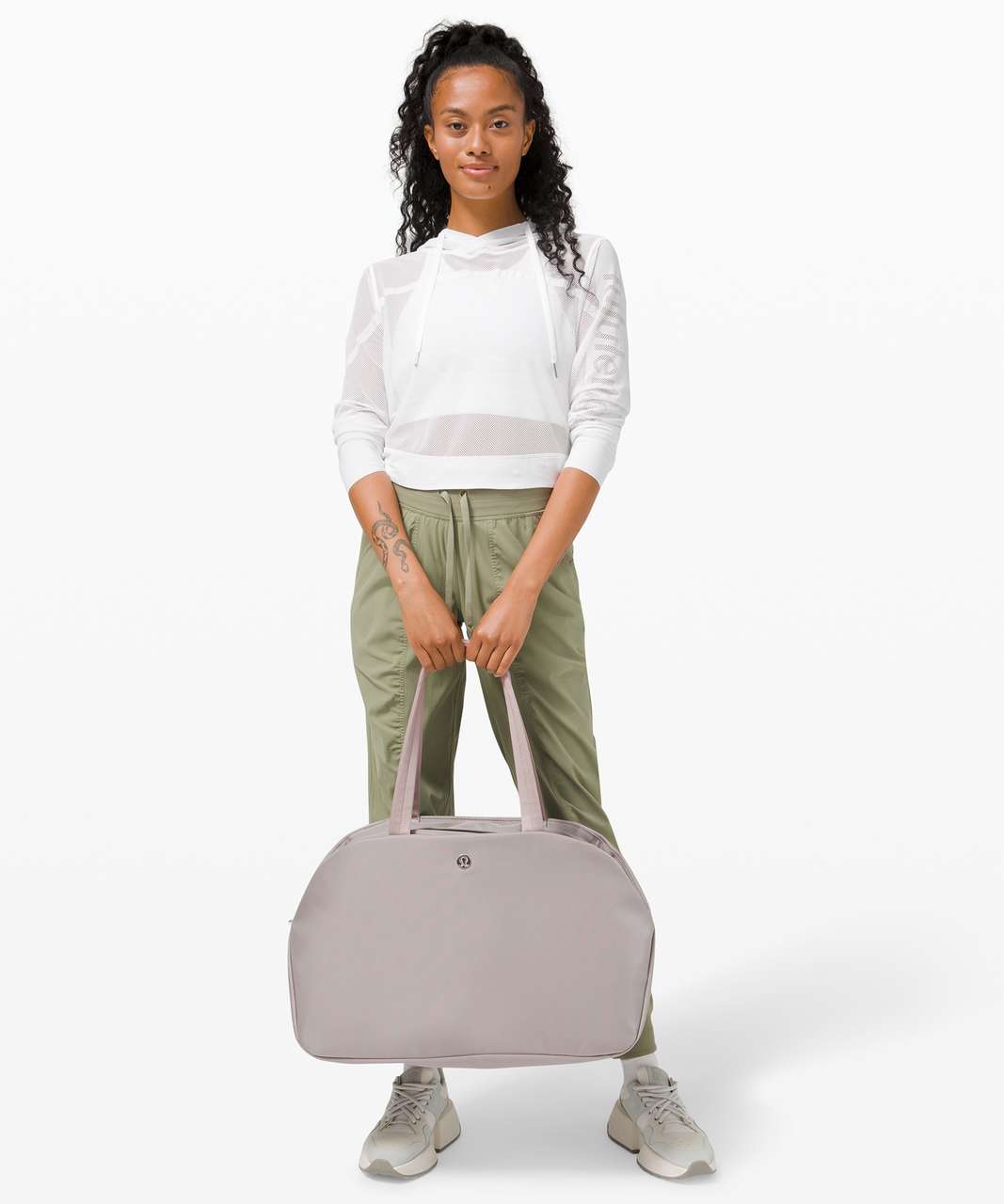 Lululemon Go Getter Bag 20  The 25 Best Products For Fitness Beginners   POPSUGAR Fitness Photo 23