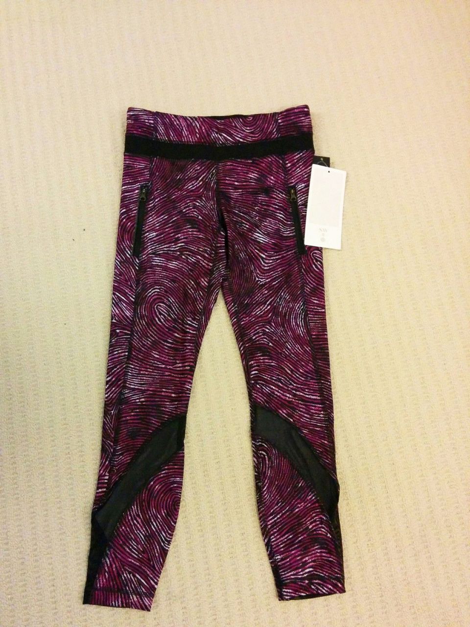 Lululemon Inspire Tight II - 2016 Seawheeze - Who Done It Regal Plum Black / Black