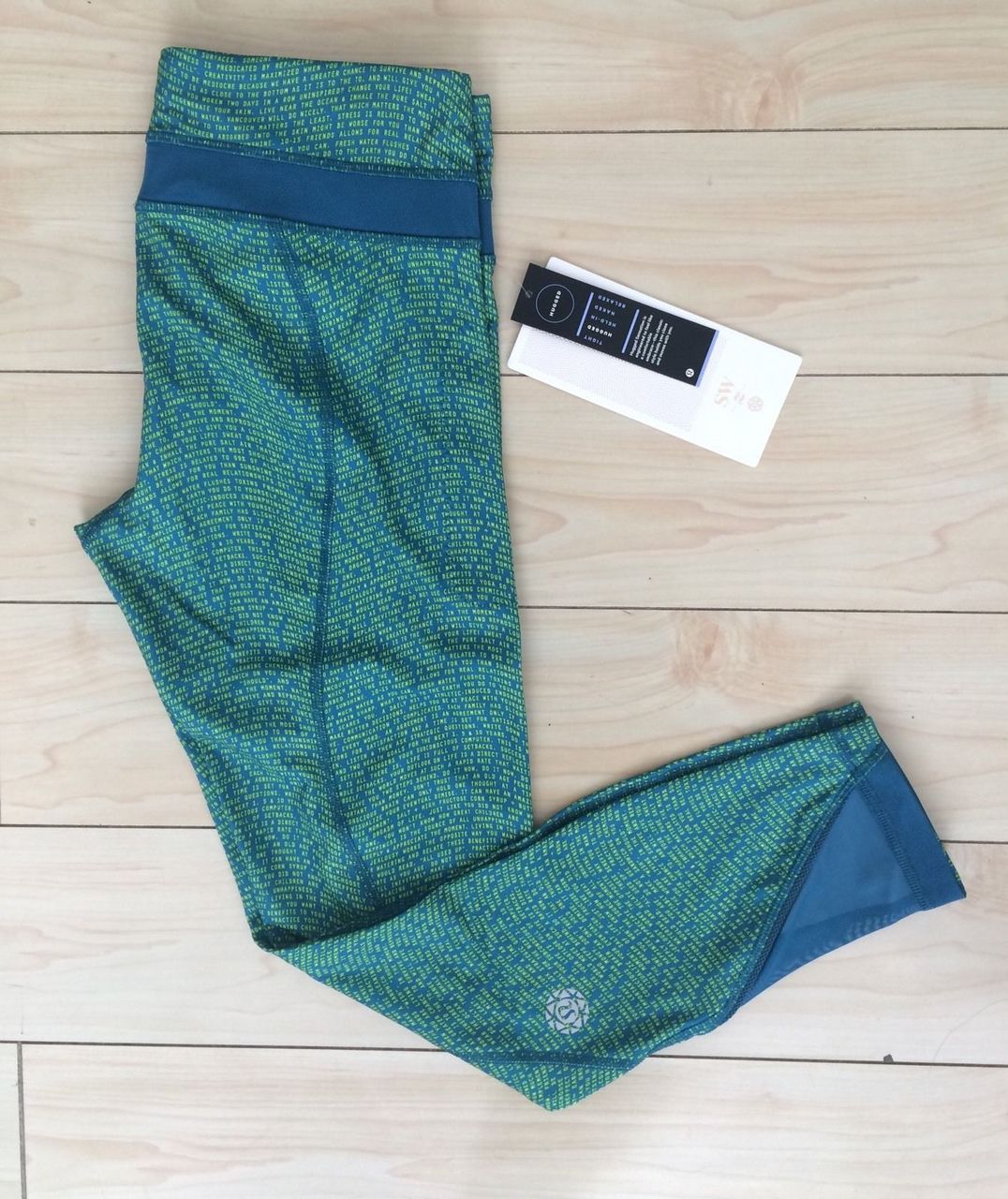 Lululemon Inspire Tight II - 2016 Seawheeze - Coded Manifesto / Tofino Teal