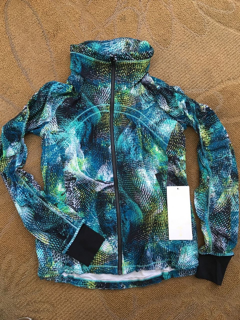 Lululemon Gather Me Slightly Jacket - 2016 Seawheeze - Mo Money Bali Breeze