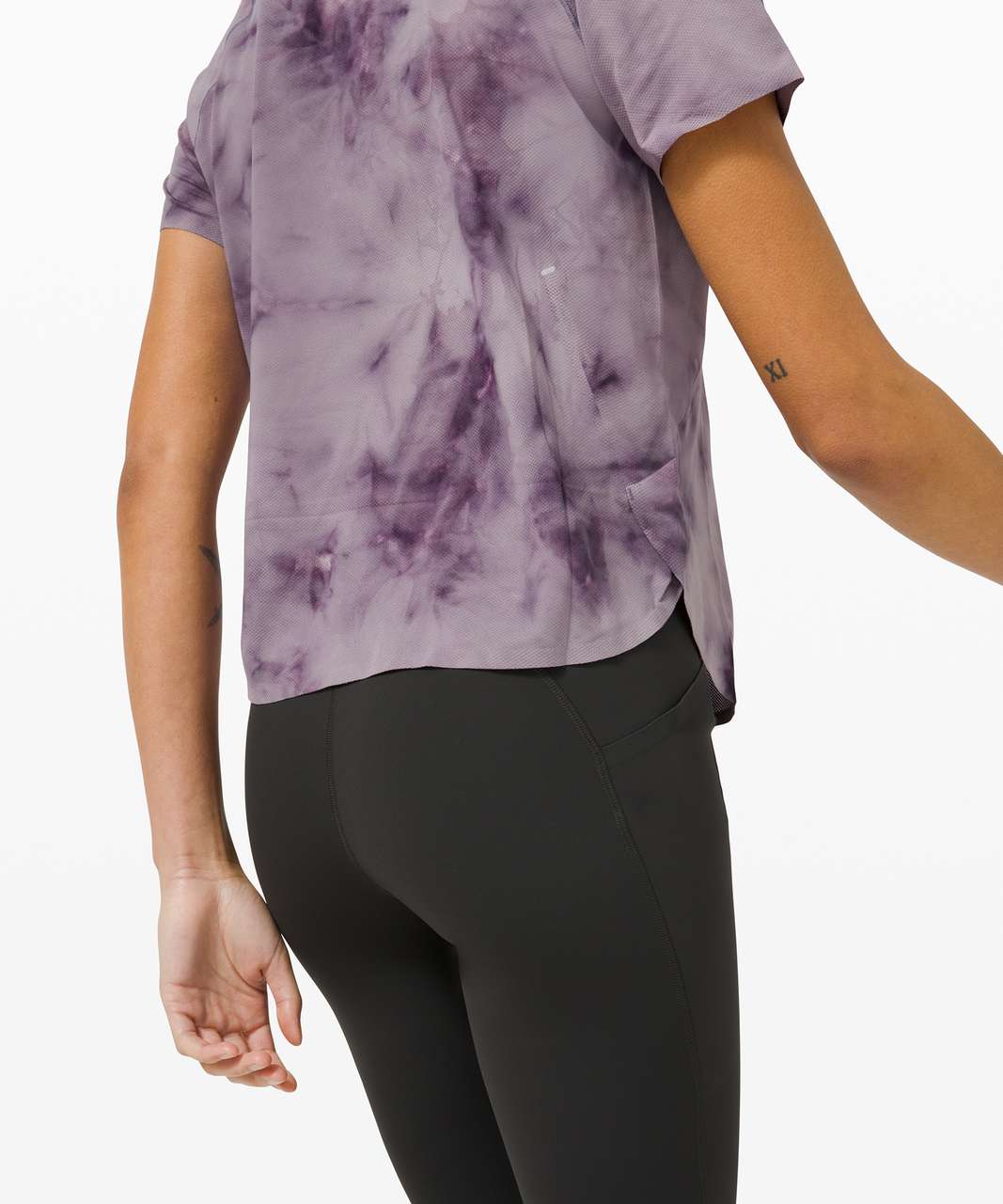 Lululemon Lightweight Run Kit Short Sleeve - Tidal Dye White Grape Thistle