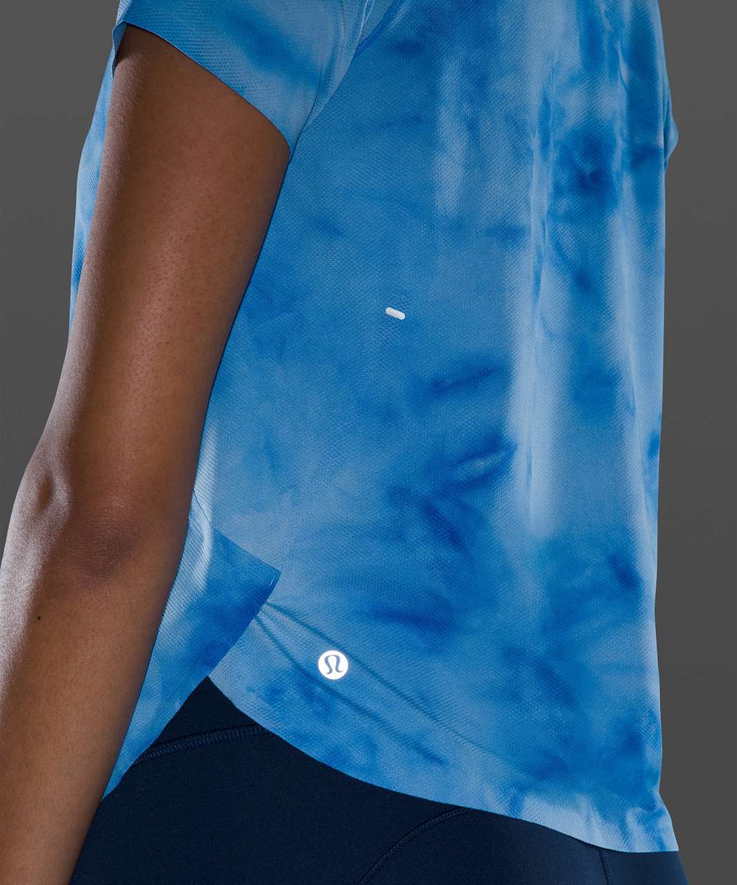 Lululemon Lightweight Run Kit Short Sleeve - Tidal Dye Vapor Hawaiian Blue