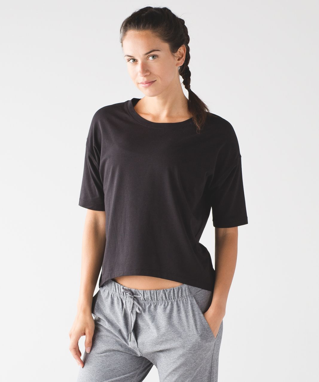 Lululemon Ambleside Crew Short Sleeve - Black